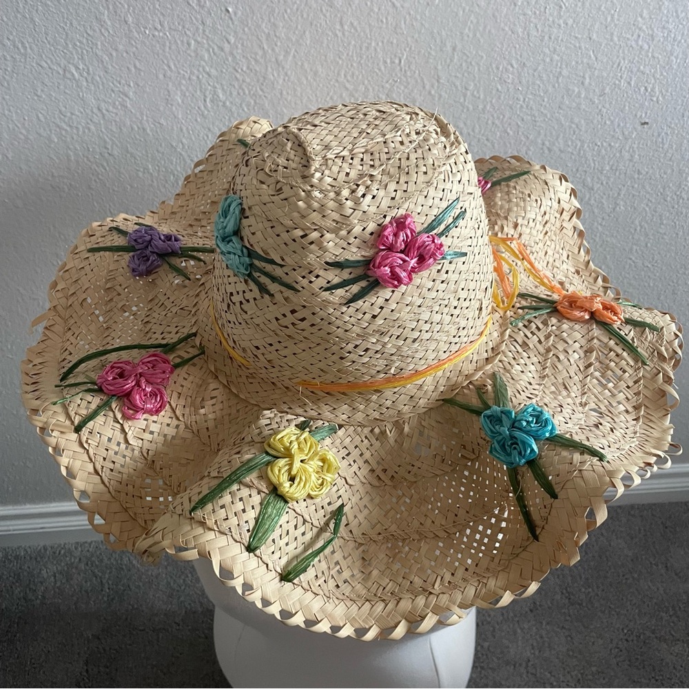 Vintage 1960s Floral Embroidered Straw Hat